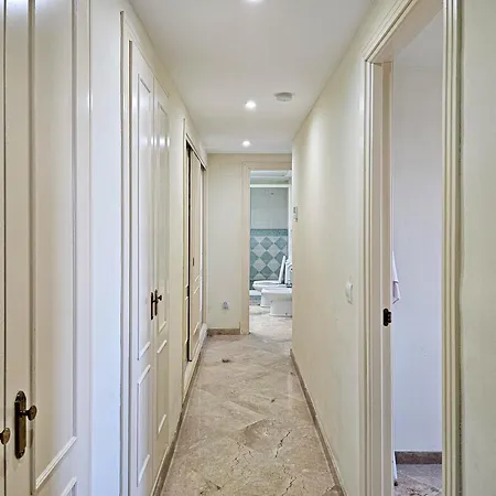 Spacious 4 Bedroom Townhouse In Bahia De Ferienhaus *