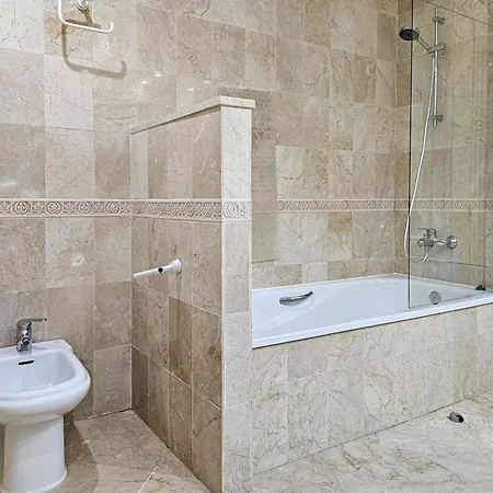 Ferienhaus Spacious 4 Bedroom Townhouse In Bahia De