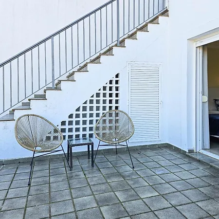 Spacious 4 Bedroom Townhouse In Bahia De Casares