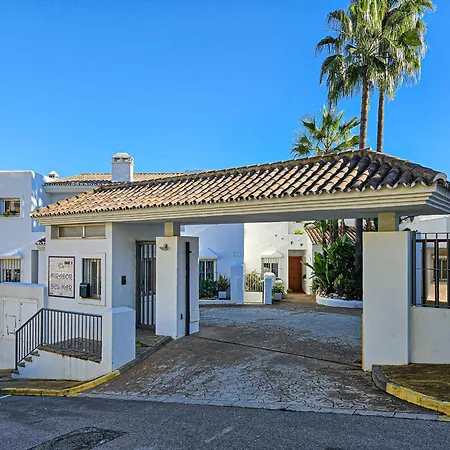 Spacious 4 Bedroom Townhouse In Bahia De * Casares